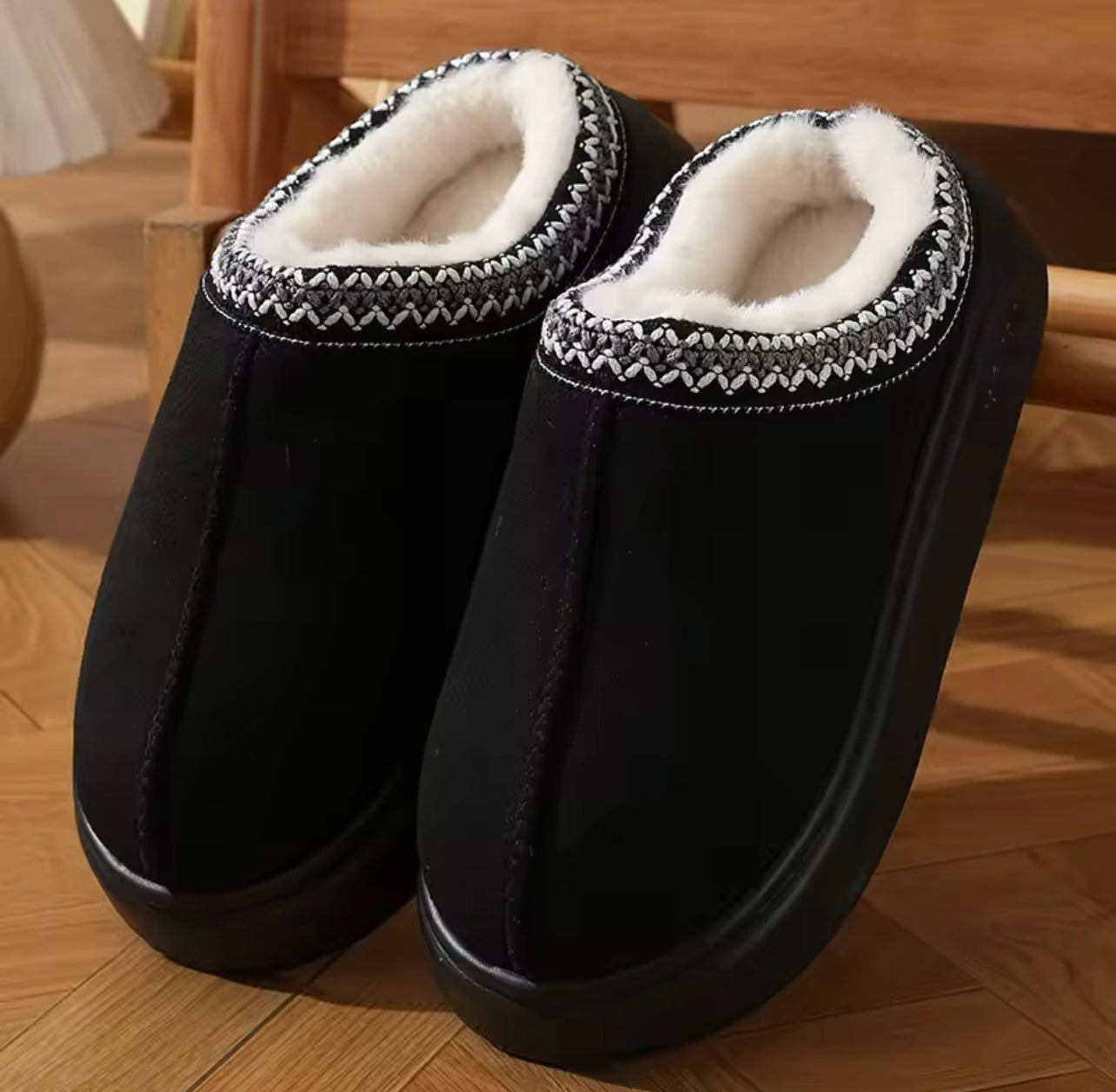 Ladies Fluffy Fashion Slippers